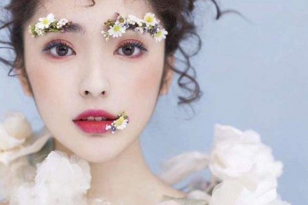 學化妝報班有必要嗎?這幾點大家都在關心