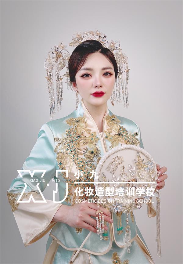 鄭州化妝學校