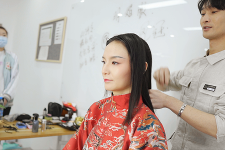 化妝師好找工作嗎？
